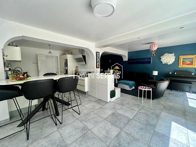 Maison - 186 m² - 6 pièces