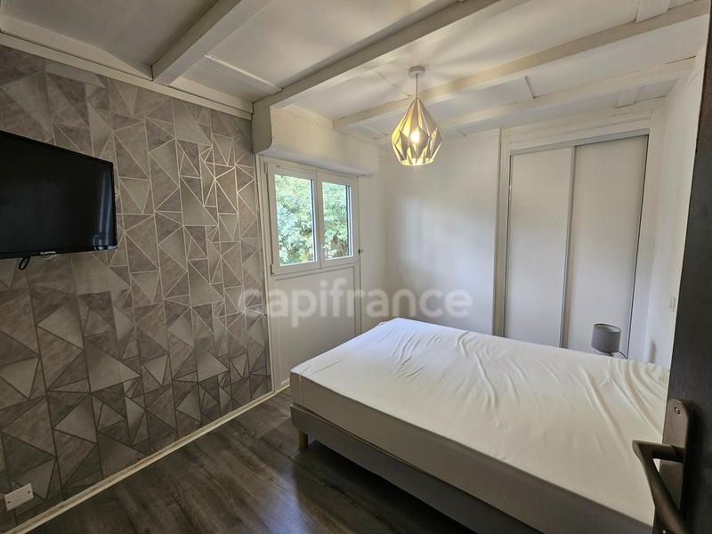 Maison - 97 m² - 5 pièces