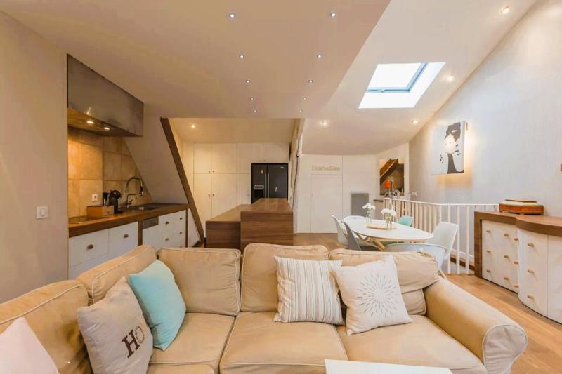 Appartement - 85 m² - 5 pièces