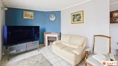 Maison - 200 m² - 8 pièces