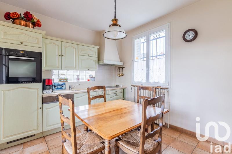 Maison - 93 m² - 5 pièces