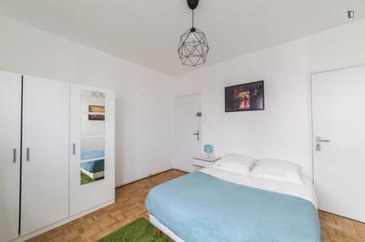 Chambre - 13 m² - 4 pièces