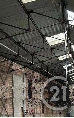 Maison - 200 m² - 1 pièce