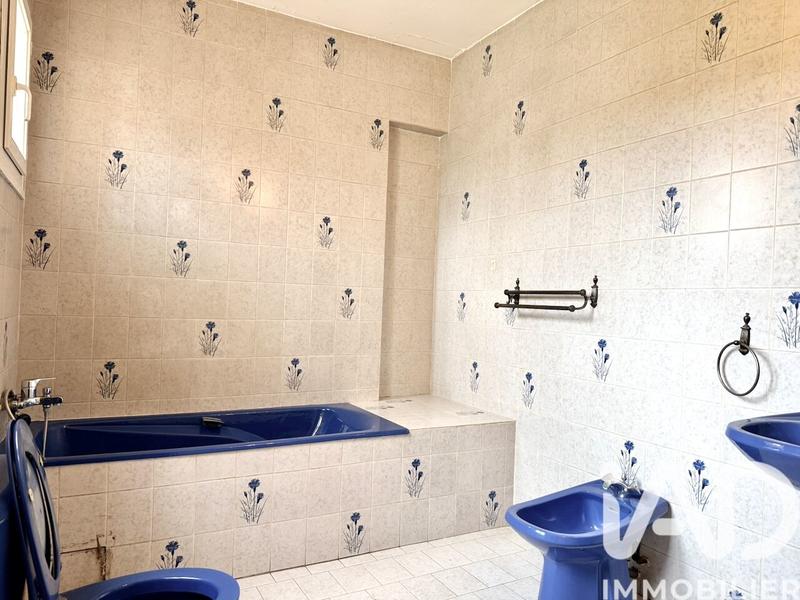 Maison - 140 m² - 5 pièces