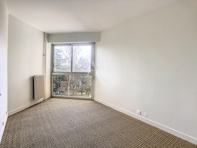 Appartement - 95 m² - 5 pièces