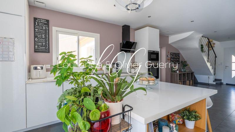 Maison - 121 m² - 5 pièces