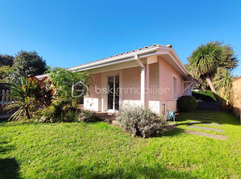 Pavillon - 111 m² - 5 pièces