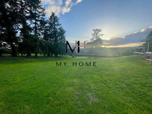 Maison traditionnelle - 90 m² - 5 pièces