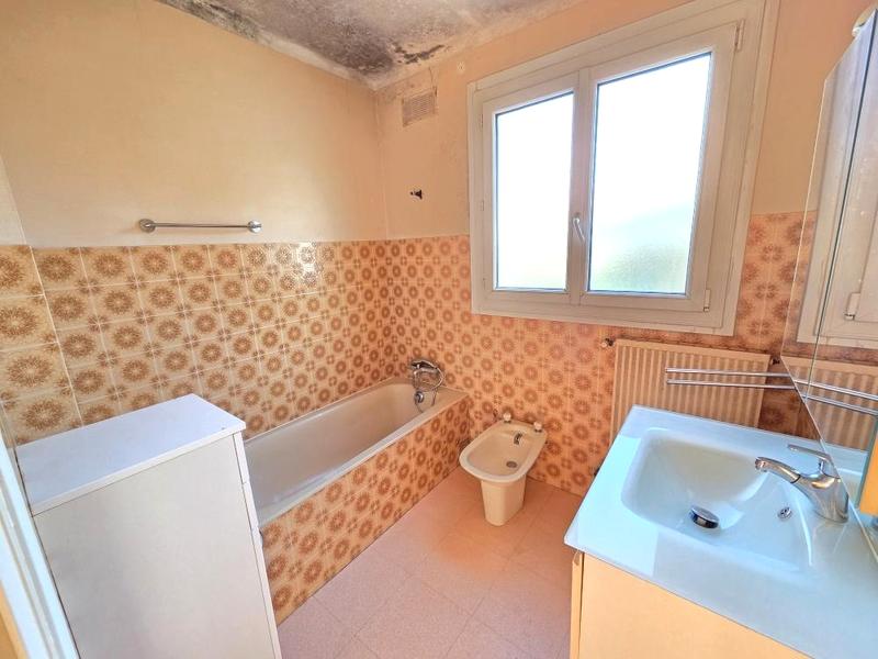 Appartement - 77 m² - 4 pièces