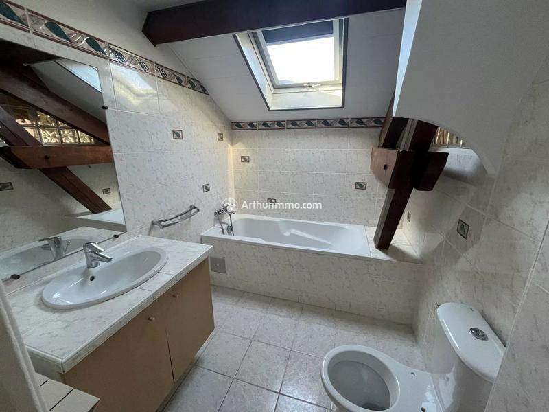 Appartement - 77 m² - 4 pièces