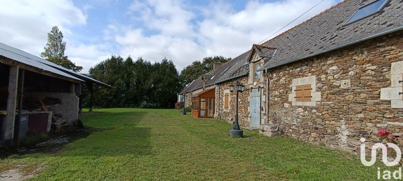 Maison - 277 m² - 11 pièces