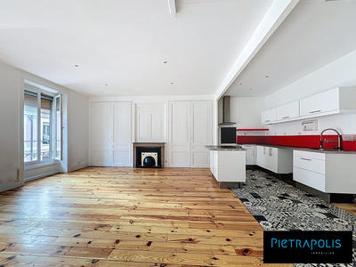 Duplex - 167 m² - 6 pièces