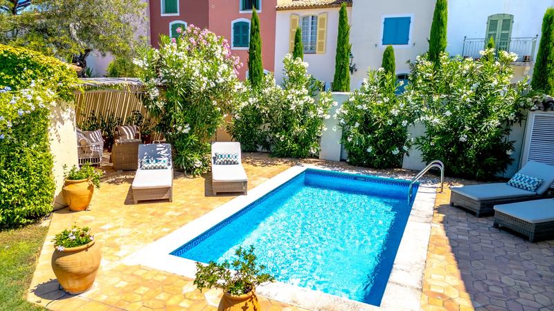 Maison - 161 m² - 7 pièces