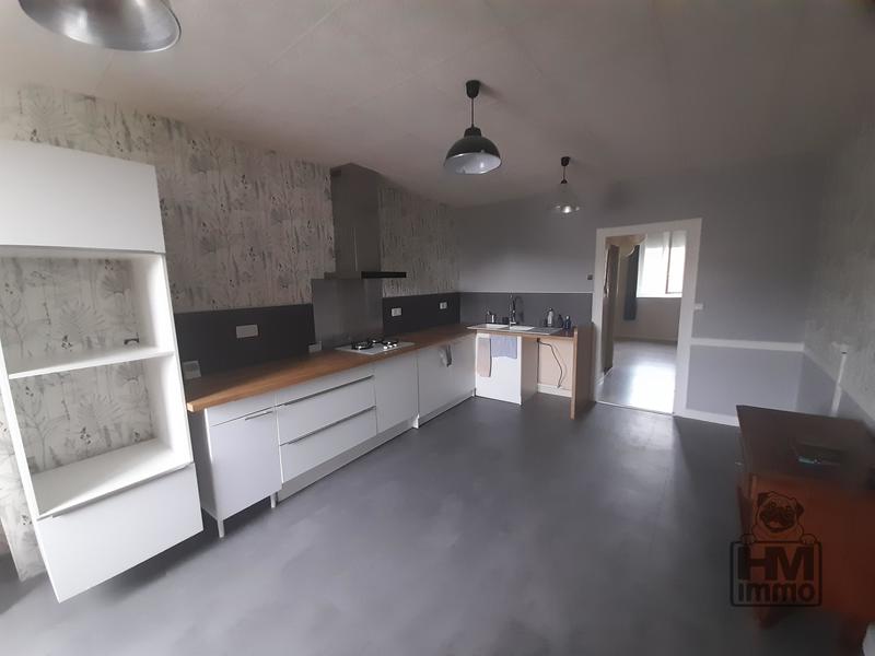 Maison en pierre - 95 m² - 6 pièces