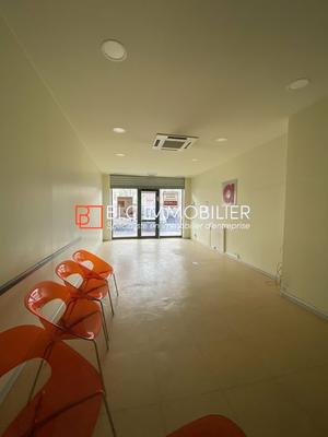 Local commercial - 100 m²