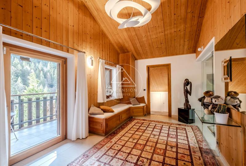 Châlet - 153 m² - 6 pièces