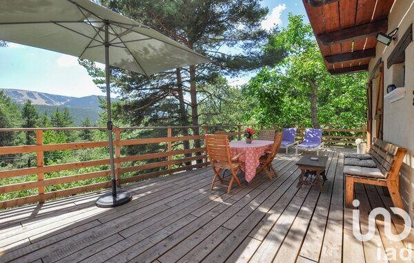 Maison - 92 m² - 4 pièces