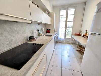 Appartement - 72 m² - 3 pièces