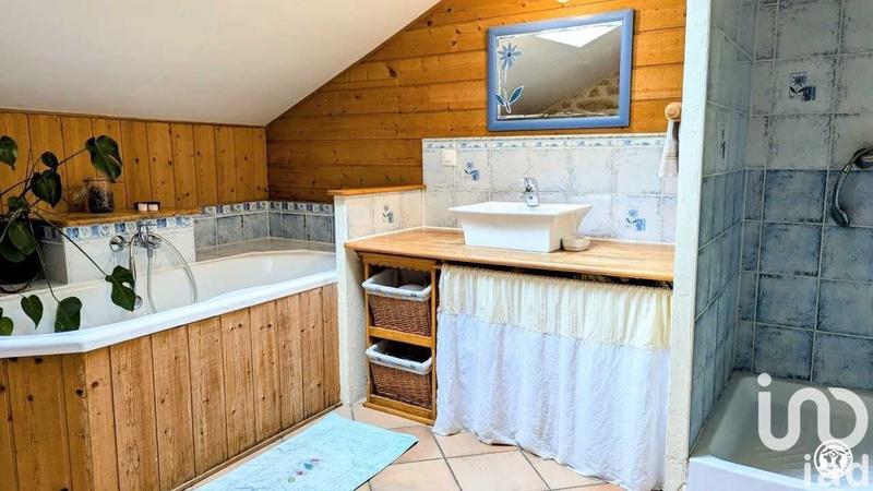 Maison - 110 m² - 5 pièces