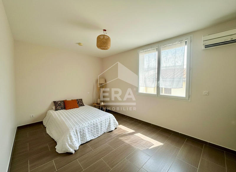 Villa - 290 m² - 9 pièces