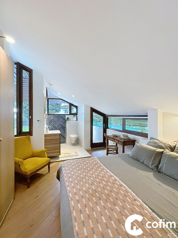 Maison - 135 m² - 6 pièces