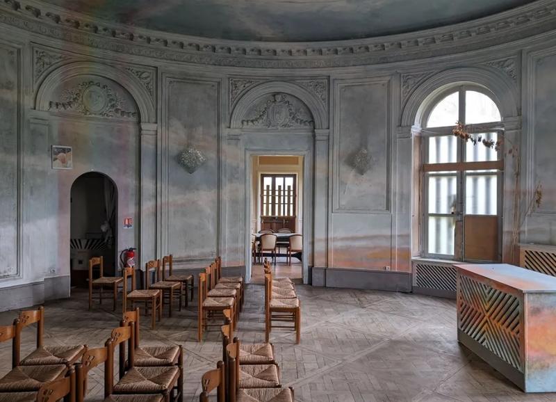 Manoir - 1 800 m² - 100 pièces