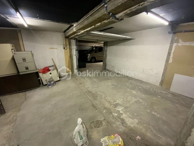 Bureau - 104 m² - 1 pièce