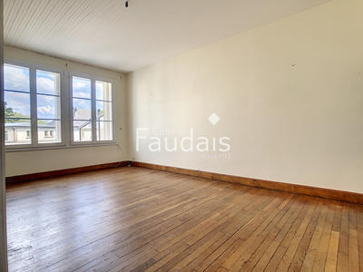 Appartement - 115 m² - 5 pièces