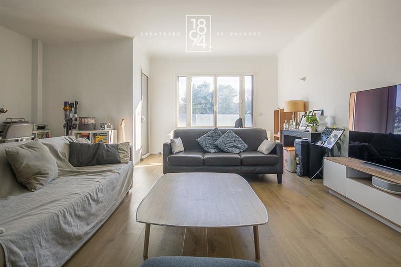 Appartement - 118 m² - 4 pièces