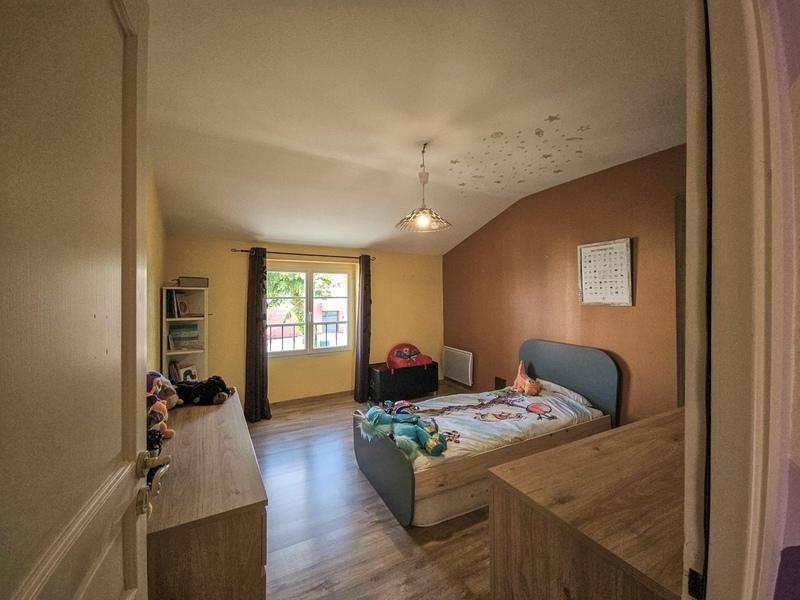 Maison - 140 m² - 6 pièces