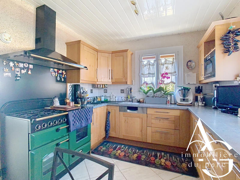 Maison - 137 m² - 6 pièces