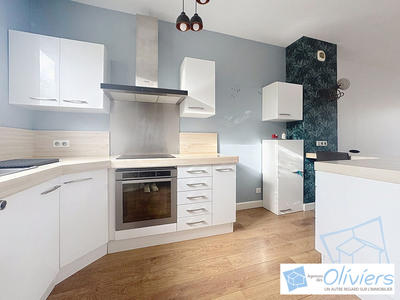 Maison - 84 m² - 4 pièces