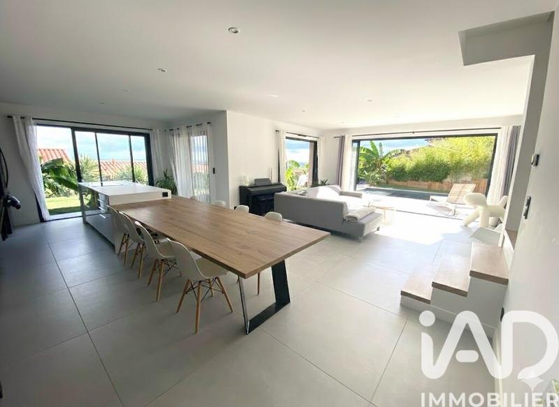 Maison - 165 m² - 7 pièces