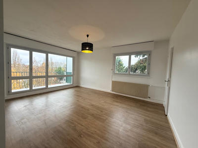 Appartement - 75 m² - 3 pièces