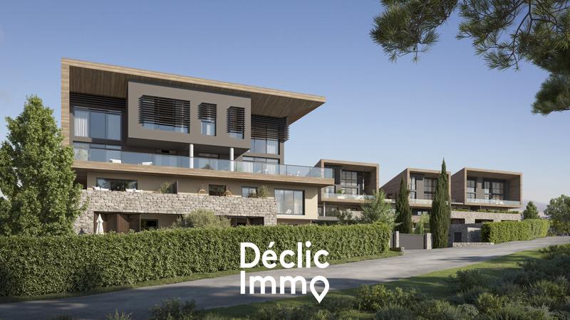 Appartement - 99 m² - 4 pièces