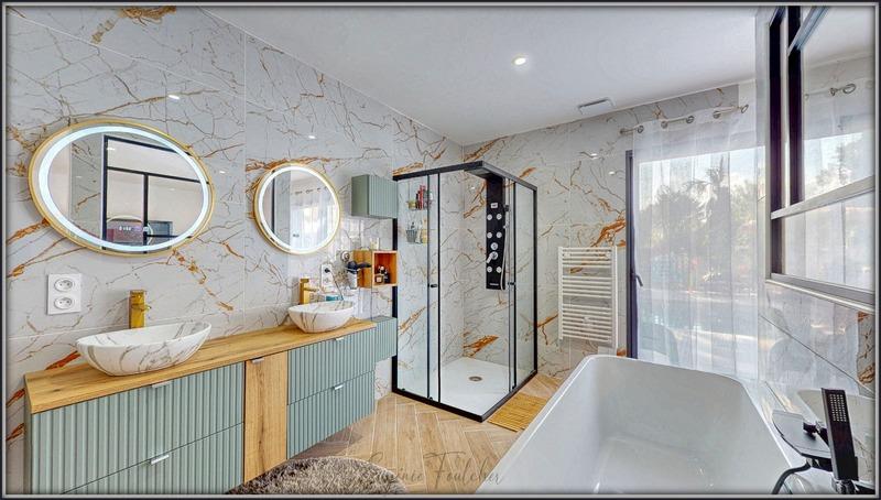 Maison d'architecte - 254 m² - 5 pièces