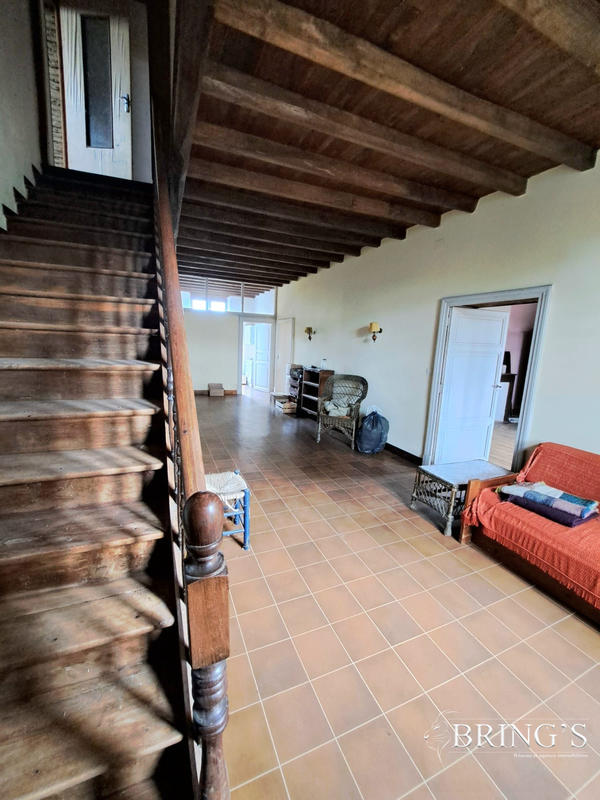Maison ancienne - 283 m² - 8 pièces