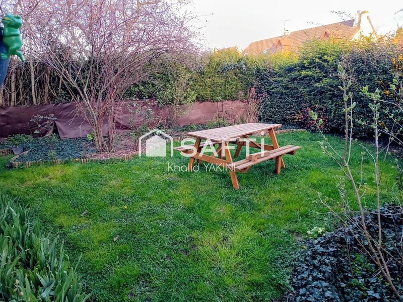 Maison - 90 m² - 5 pièces