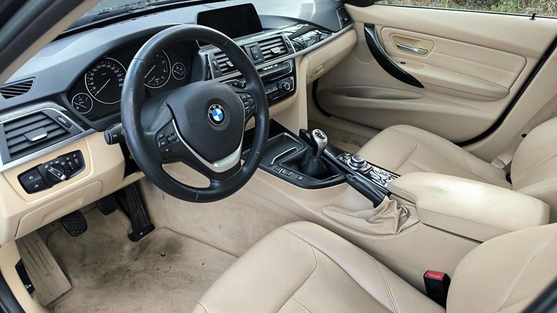 Bmw Série 3 (F30) 318d 150 Lounge Plus
