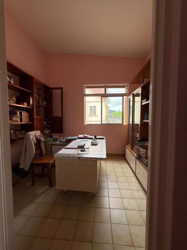 Maison - 161 m² - 6 pièces