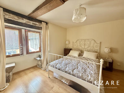 Appartement - 194 m² - 7 pièces