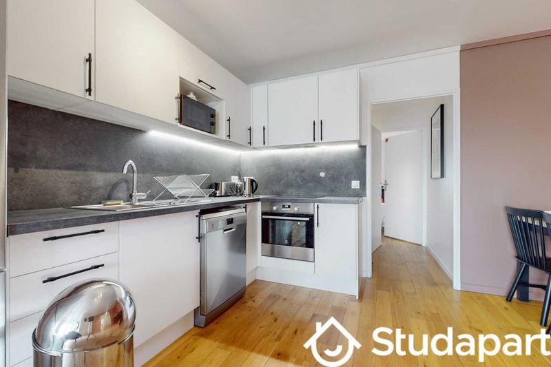 Chambre - 9 m² - 1 pièce