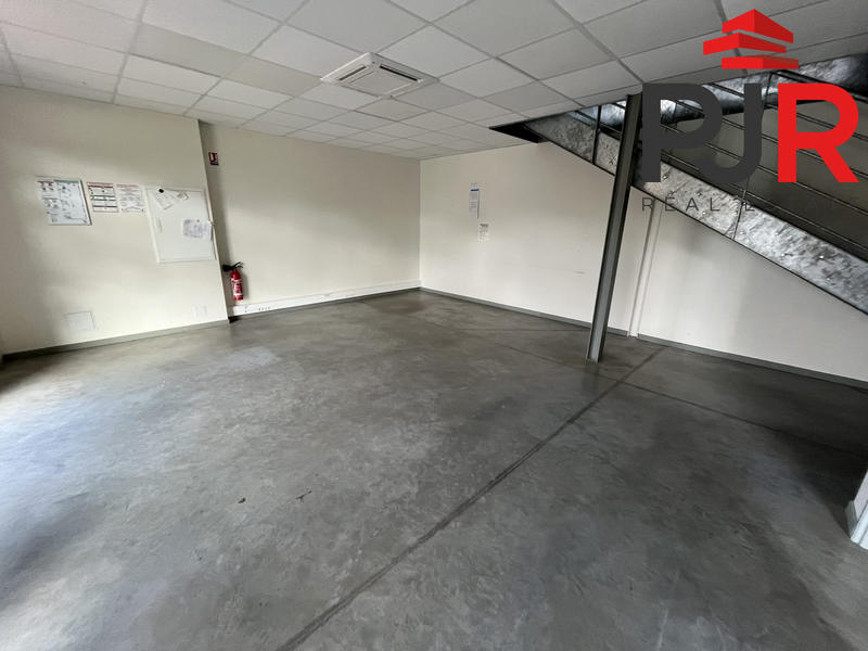 Local d'activités - 532 m²