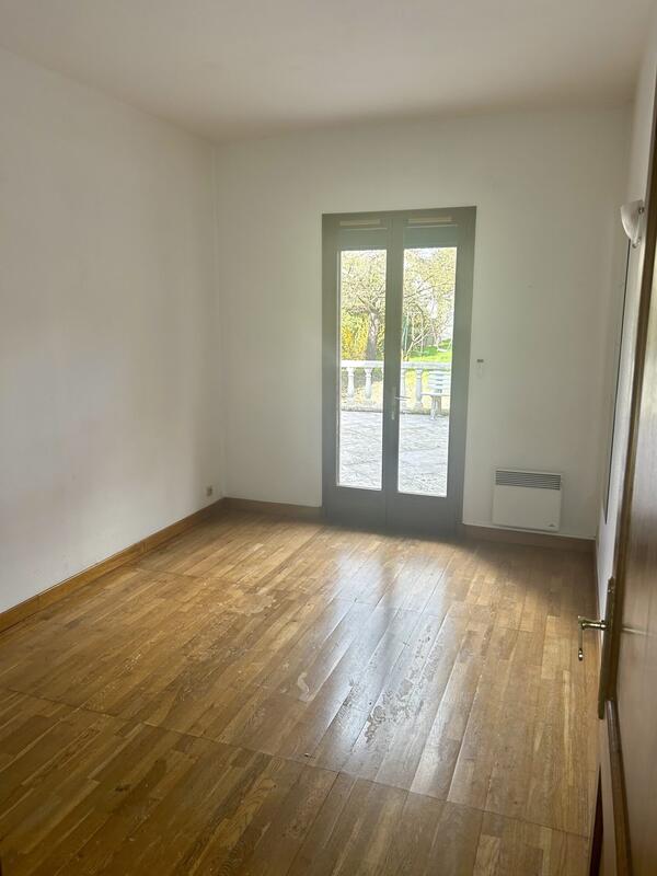 Maison - 152 m² - 6 pièces