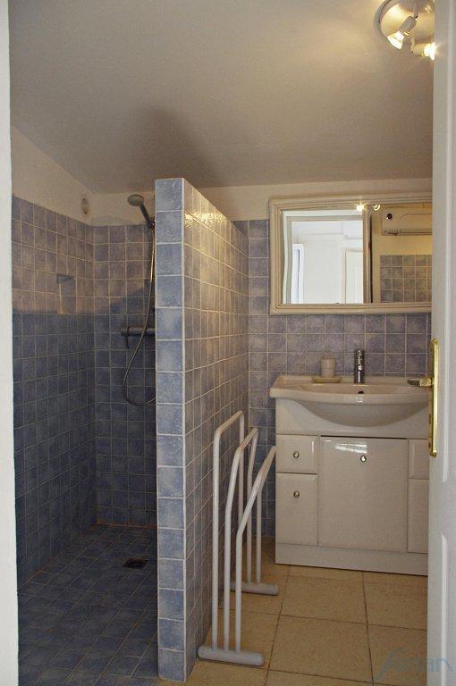 Maison - 280 m² - 7 pièces