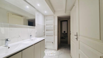 Appartement - 70 m² - 4 pièces