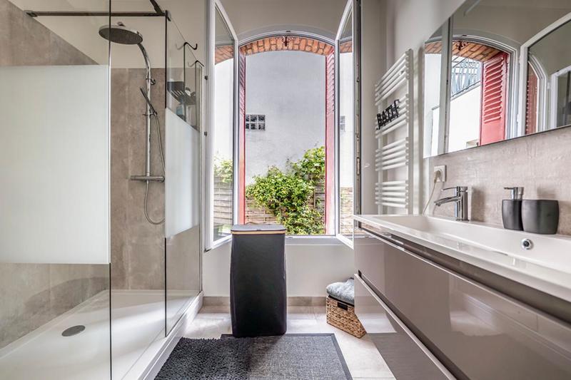 Maison - 168 m² - 8 pièces