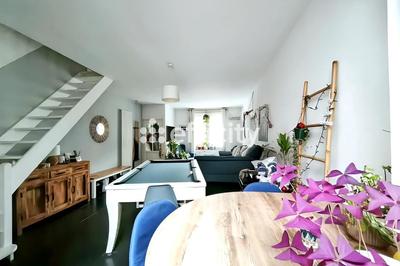 Maison - 84 m² - 4 pièces