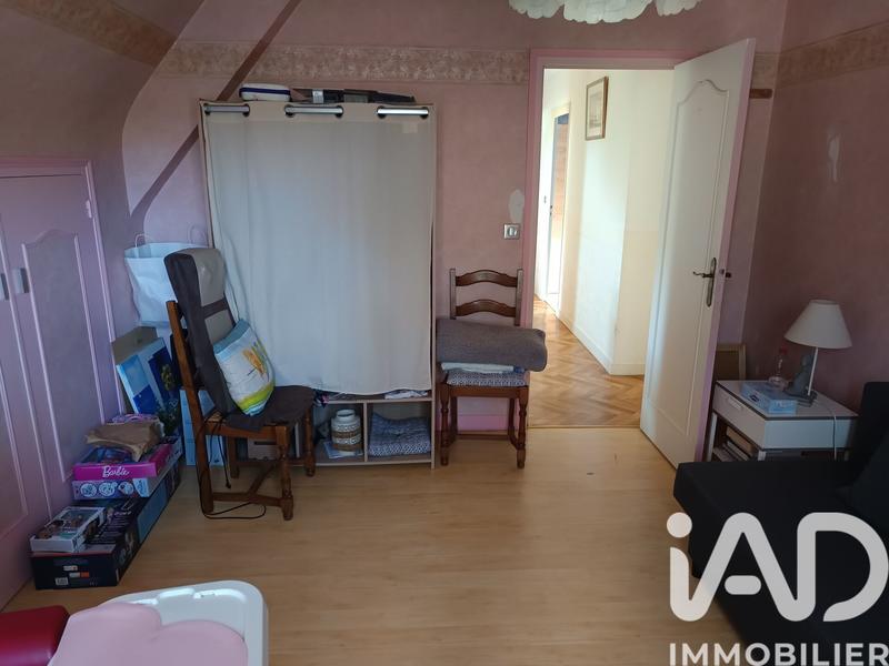 Maison - 164 m² - 8 pièces