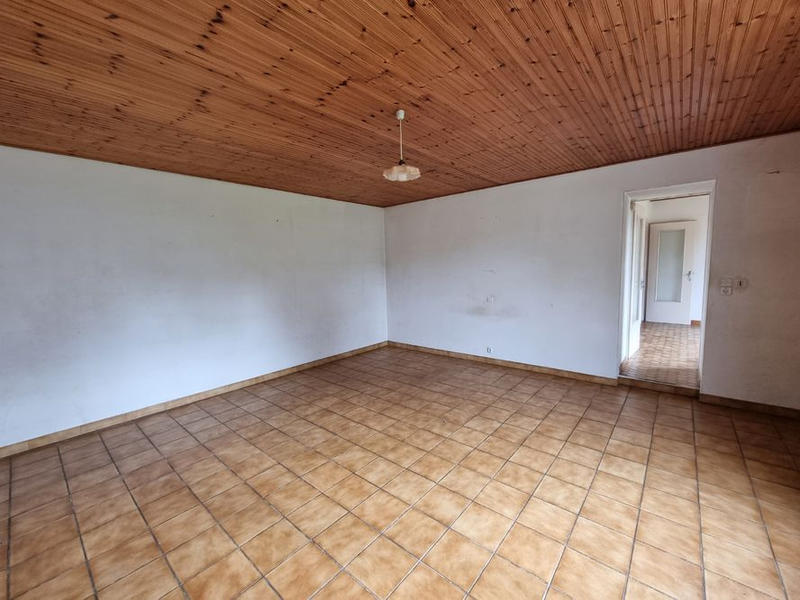 Maison - 96 m² - 5 pièces